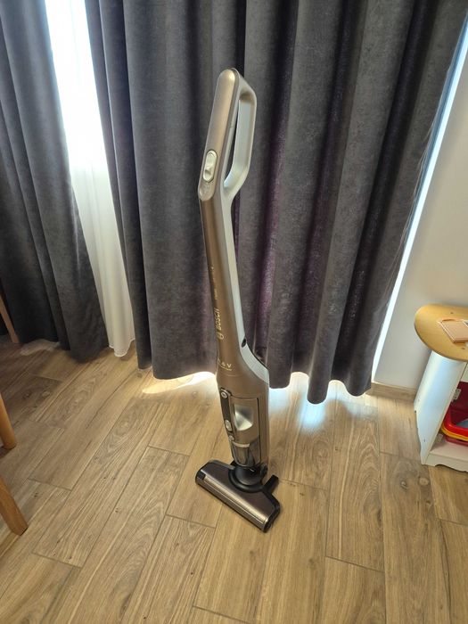 Bosch Flexxo serie 4 21.6V Безкабелна прахосмукачка