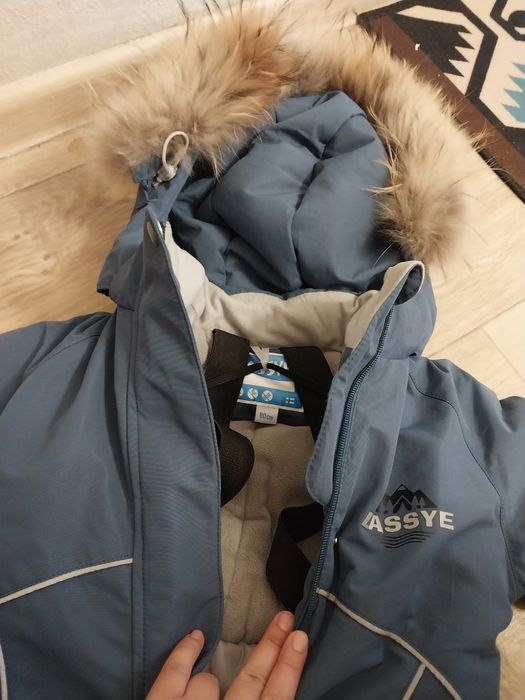 Продам детский зимний комбинезон