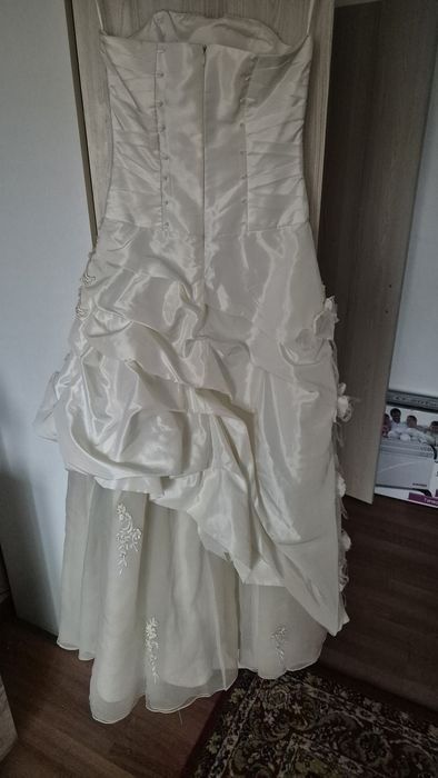 De vanzare rochie mireasa