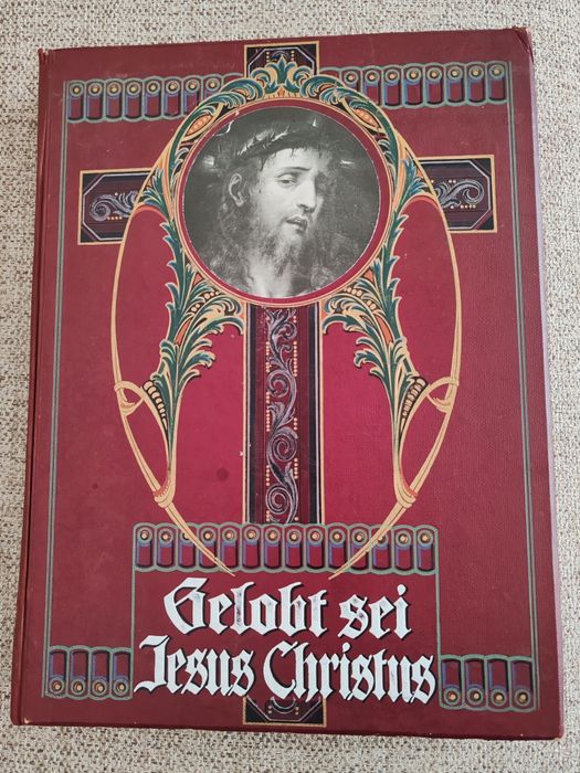 Biblie veche 1920 cu ilustrații color