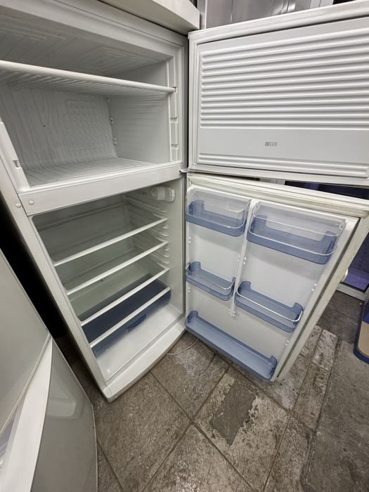Хладирнек с фризер gorenje