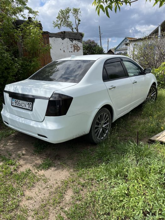 Продам автомобиль марки Geely Vision