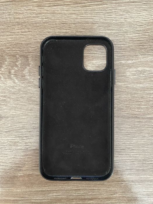 Чехол для айфона 11.Leather Case