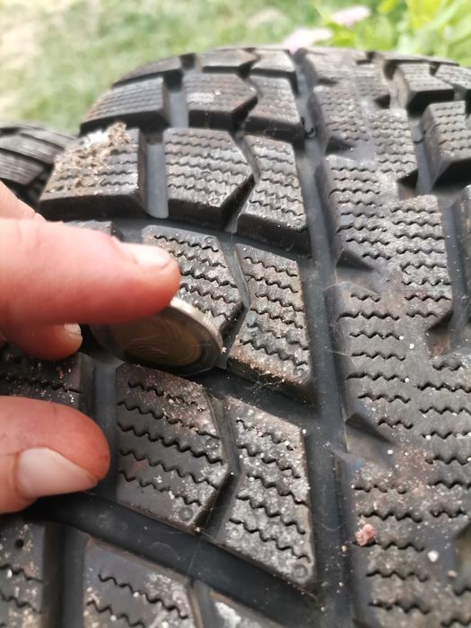 Гуми за джип на 1 сезон