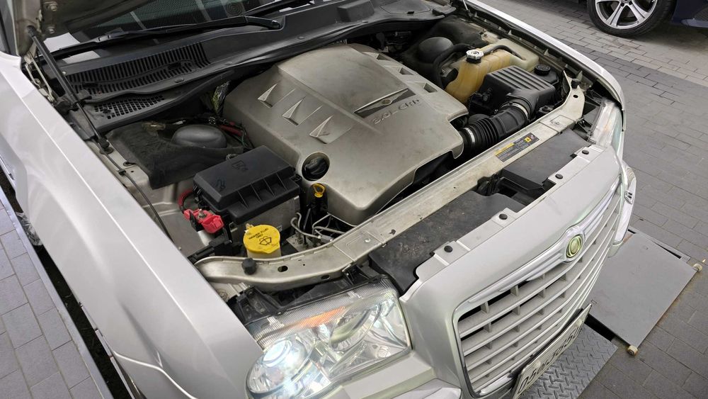 Chrysler 300C 3.5 autogeorge.com