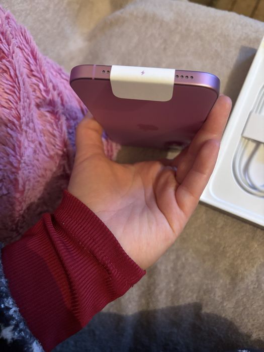 Iphone 16 plus pink