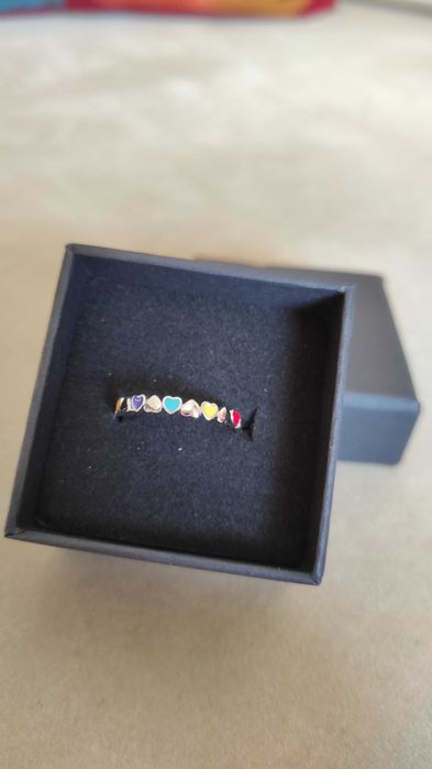 Дамски сребърен пръстен със сърчица