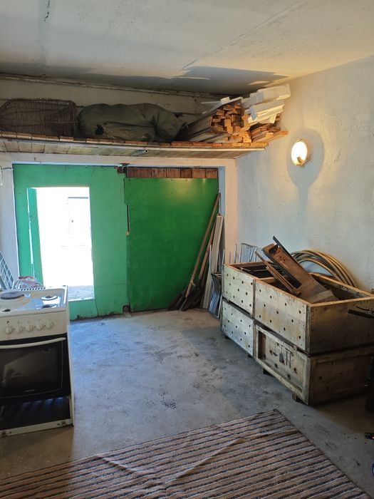 Продаю хороший гараж