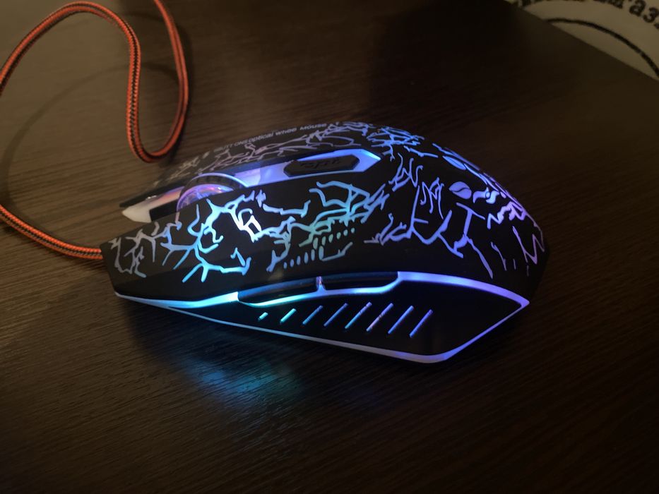 Продам мышь, игровой