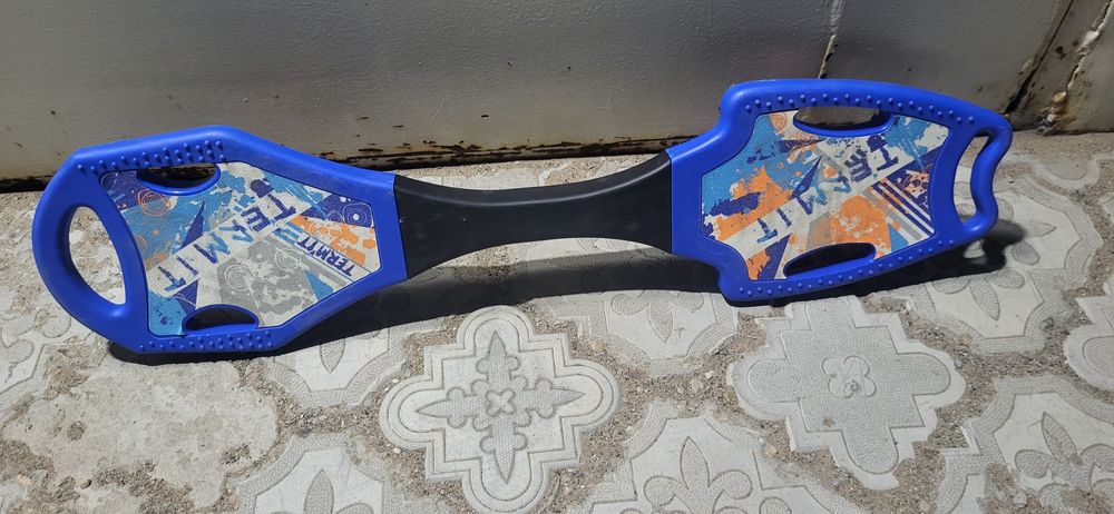 Продам скейтборд новый