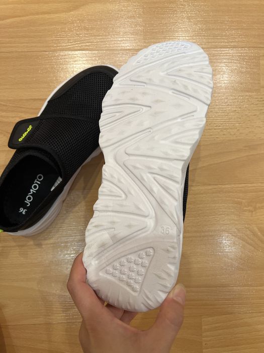 Продам спортивную обувь для мальчика