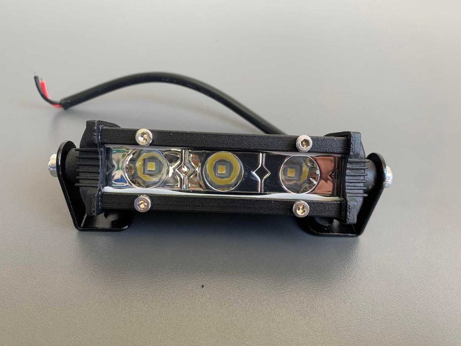 Proiector auto LED 9W, off road