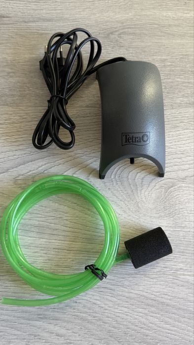 Pompa aer Tetra Tetratec APS 50 cu furtun si piatra aerare