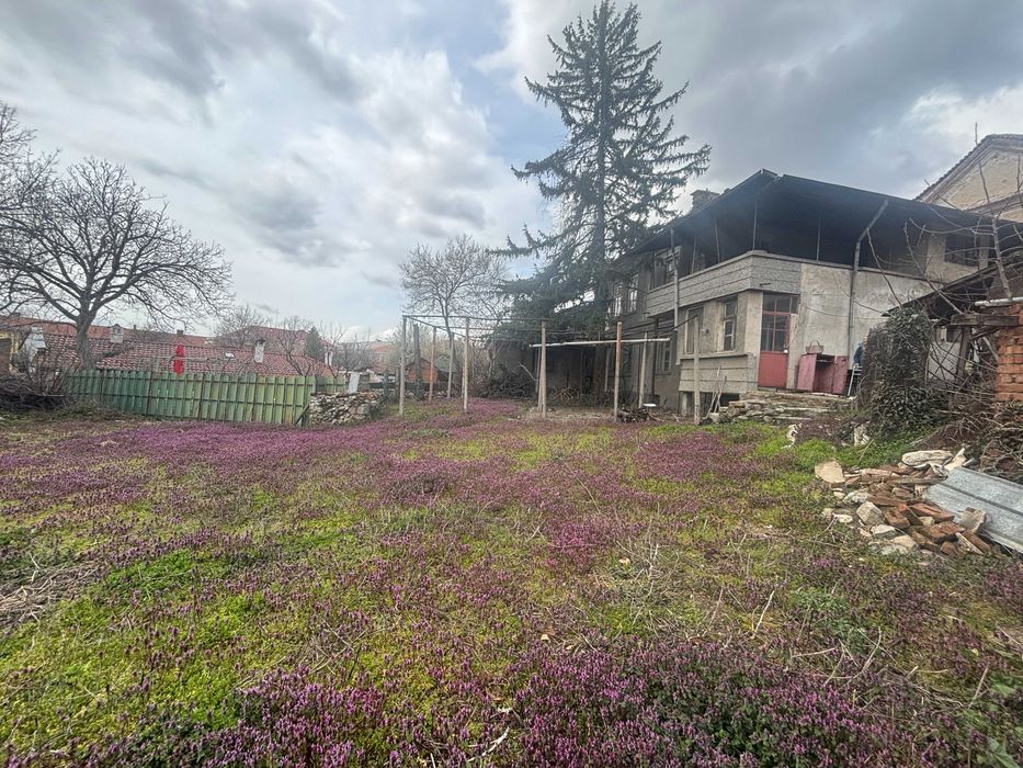 Продава се Парцел в Карлово - 1080 кв.м за 213 €/кв.м - Снимка #3
