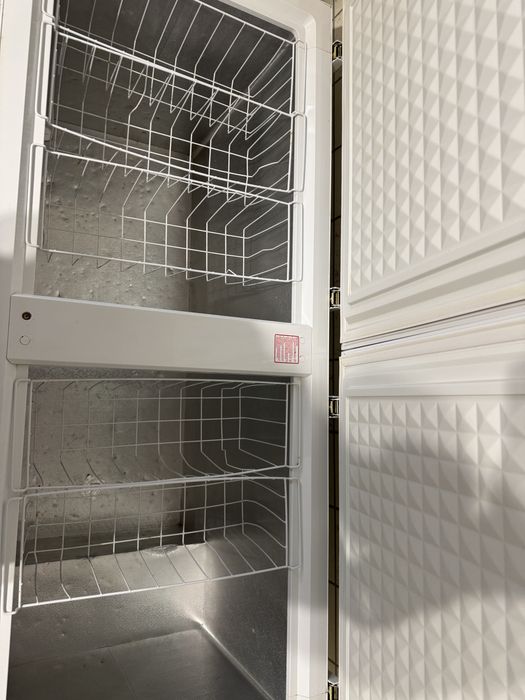 Морозильник  572литр