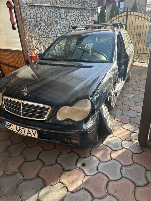 Vând Mercedes C180 Kompresor