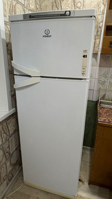 Продам холодиьник
