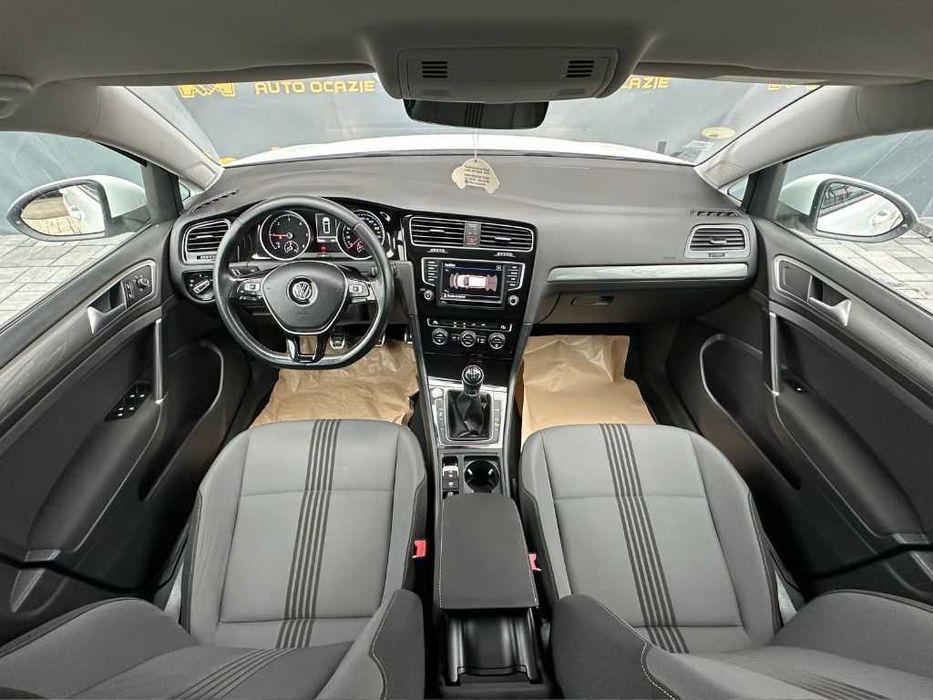 VW Golf VII 1.6 Diesel (110 CP) 2017 | Rate fixe | Garantie