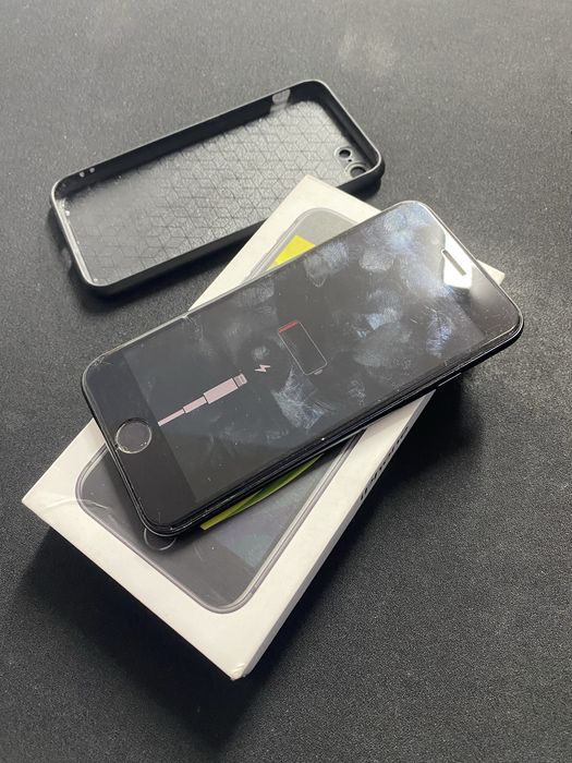 Iphone Se 2020 64gb akb 76