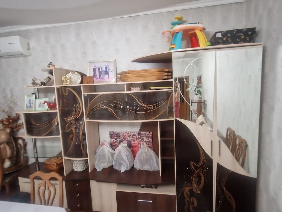 Стенный гарнитур