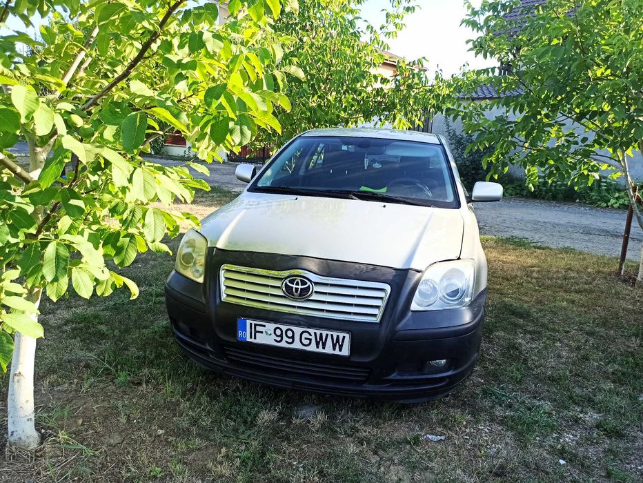 Toyota Avensis T25 - 2.2 diesel