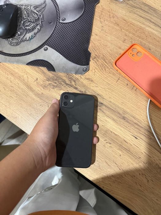 Iphone 11 в нормальном состоянии,перекупы мимо