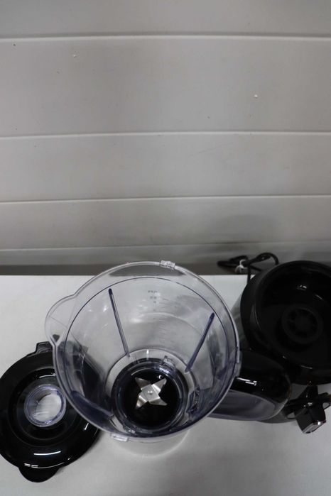 Блендер EMERIO, трошене на лед, контейнер 1.5 л, 2 скорости, 500W