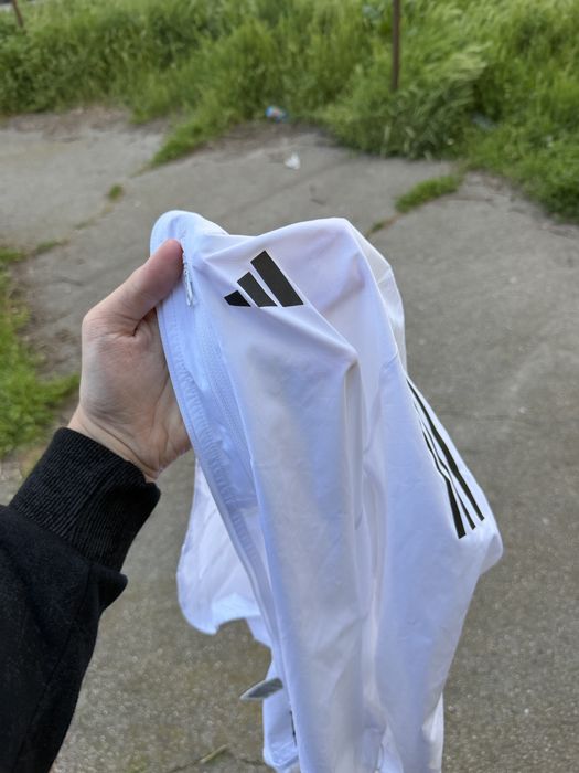 Горник adiddas.