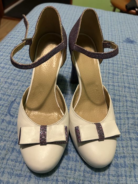 Pantofi marimea 36