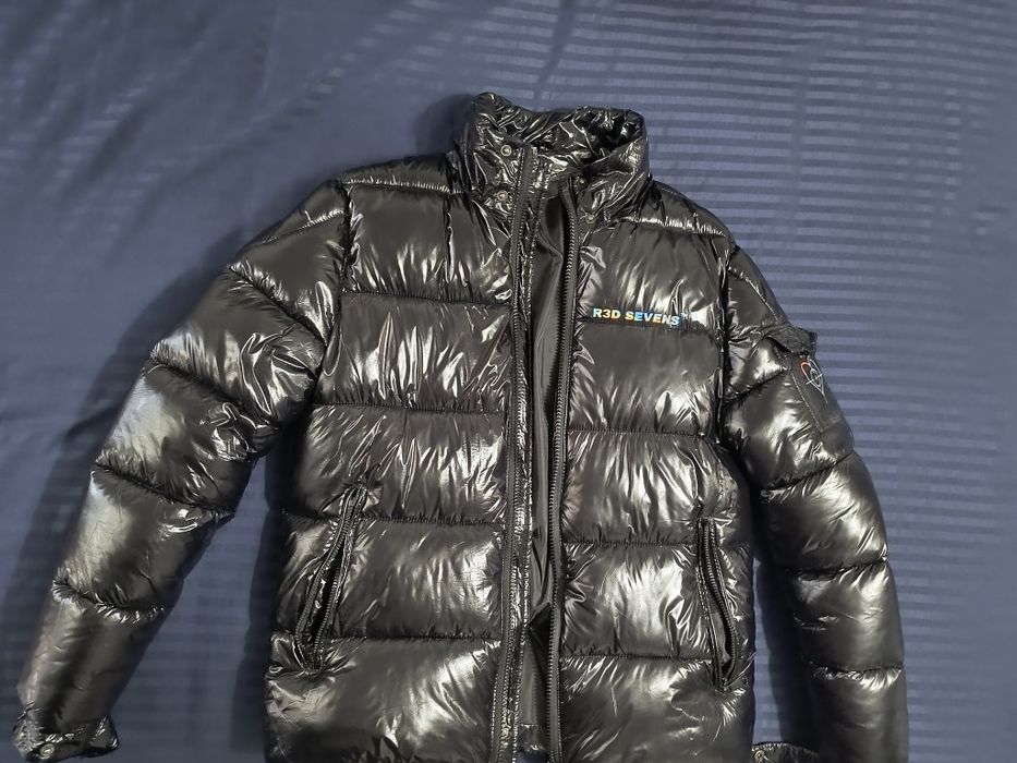 Puffer jacket Red sevens lucioasă