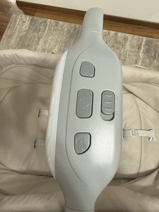 Cosulet multifunctional 5 in 1 Chicco Baby Hug Pro, Gri, 0luni+