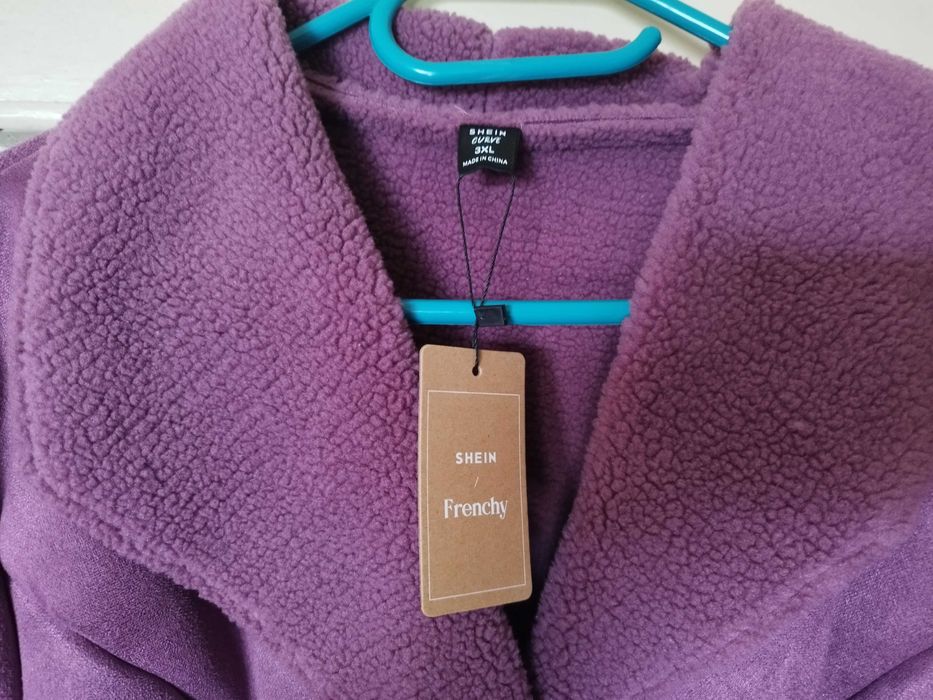 Дамско палто 3XL (леко умалено)