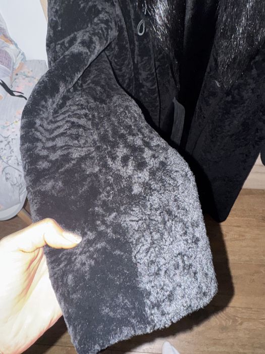 Шуба каракулевая Estimo