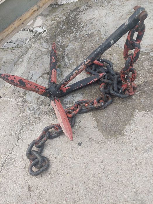 Котва с верига стара