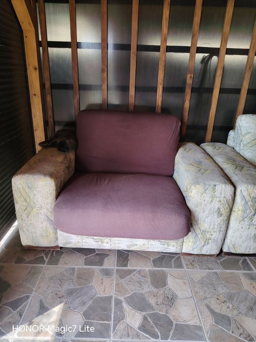 Set canapea cu fotolii
