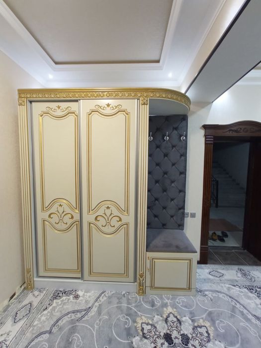 Мебельный цех принимаем заказы из магазинов и от клиентов у нас 2 цеха