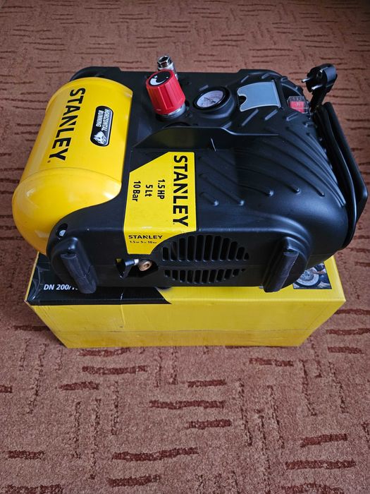 Безмаслен Kомпресор STANLEY 10bar 1.5HP