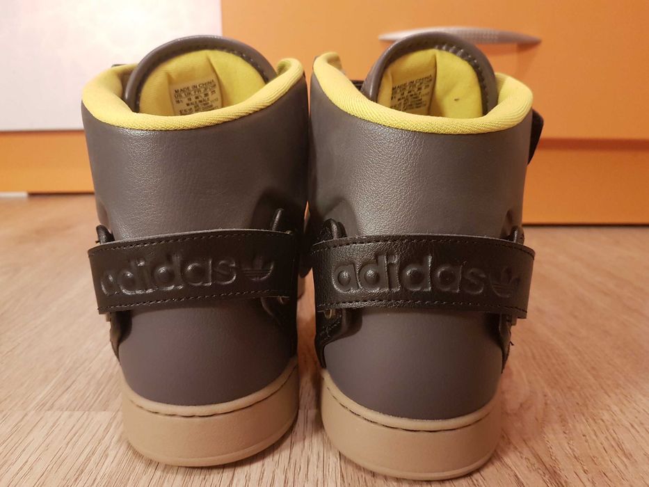 Adidas AR 3.0 WORK WEAR чисто нови мъжки баскетболни обувки 42 2/3