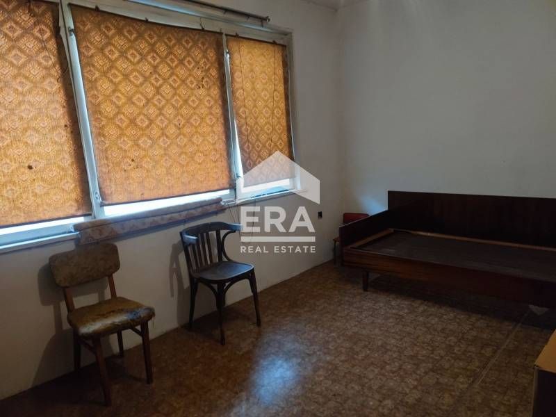 Продава се Многостаен апартамент в Хасково, Дружба 1 - 92 кв.м за 859 €/кв.м - Снимка #3