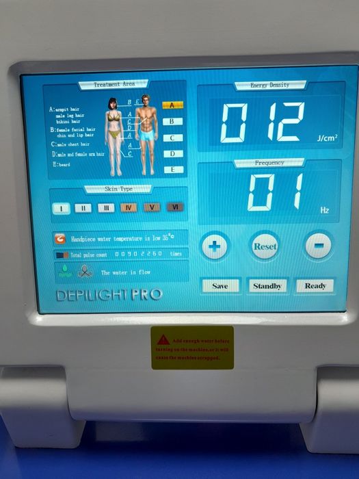 Aparat Epilare Definitivă Laser Diodă Depilight Pro 808nm – Stare ca Nou (Sub 1 mil. impulsuri)
