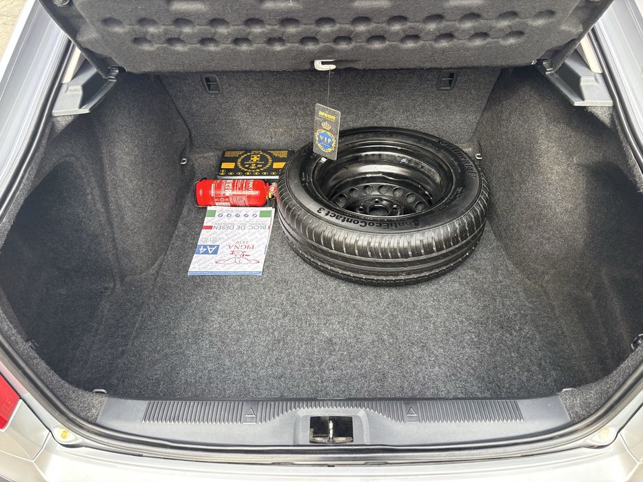 Vand Skoda Octavia 2 Proprietar de nouă