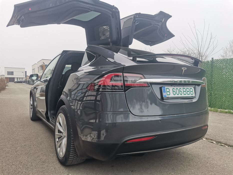 2020 Tesla Long Range, Raven, FSD Activ, Adaptive Suspension, Anvelope