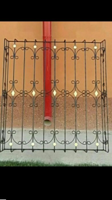 Изготовление металлических оконный решетка.  Любое на вкус.