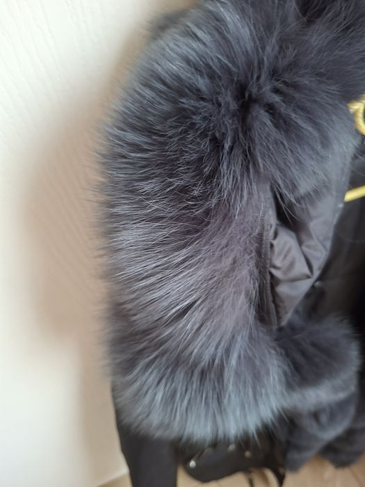 Палто-парка с естествена лисица