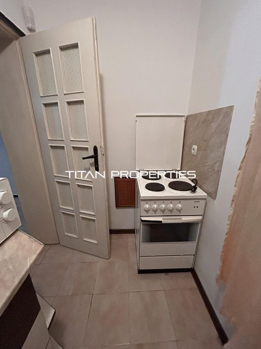 Дава се под наем Тристаен апартамент в Варна, м-т Траката - 65 кв.м за 500 € - Снимка #6