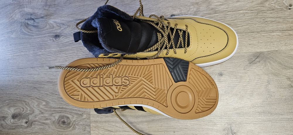 Кожени сникърси Адидас 46 номер