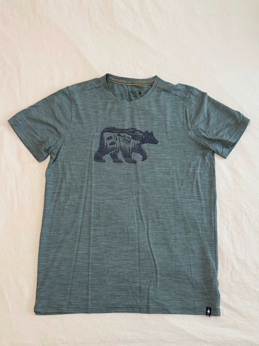 Продавам тениска Smartwool Merino Sport 150 Bear Camp Graphic Tee, размер M - добро състояние