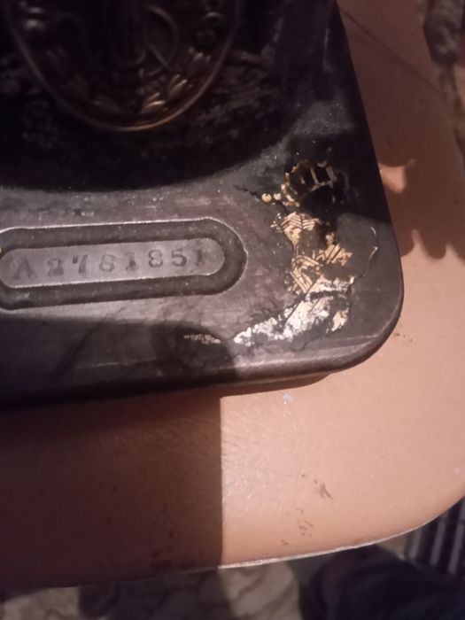 Швейная машинка ЗИНГЕР.