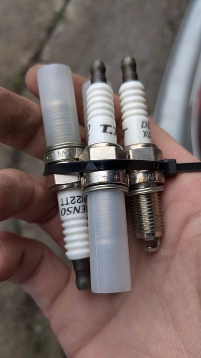 Свечи зажигания DENSO XU22TT