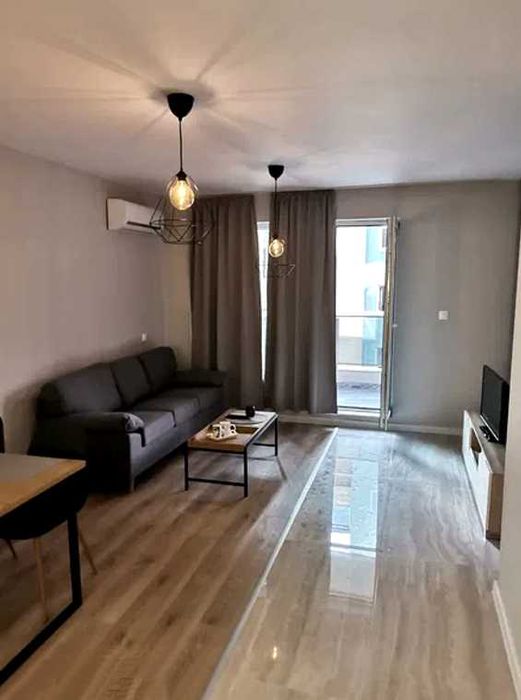 Дава се под наем Двустаен апартамент в Пловдив, Христо Смирненски - 65 кв.м за 500 € - Снимка #1